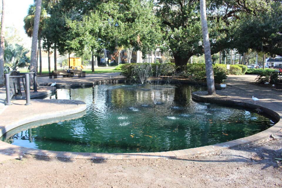 Linton E. Allen Memorial Fountain on Lake Eola in downtown Orlando, Orange County, Central Florida